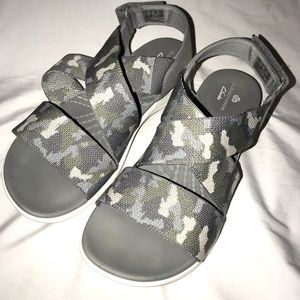 CLOUDSTEPPERS by Clarks Sport Sandals - Mira Lily